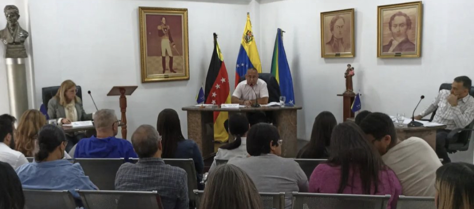 Concejo Municipal de Los Salias aprobó recursos para solventar la emergencia en la vía San Antonio – San Diego