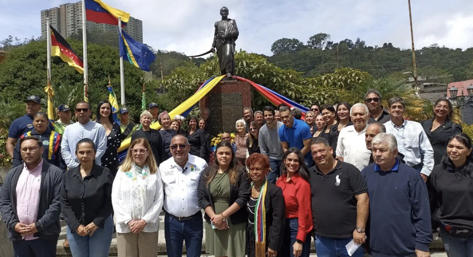 Concejo Municipal de Los Salias conmemoró 212 años de la Firma del Acta de la Independencia