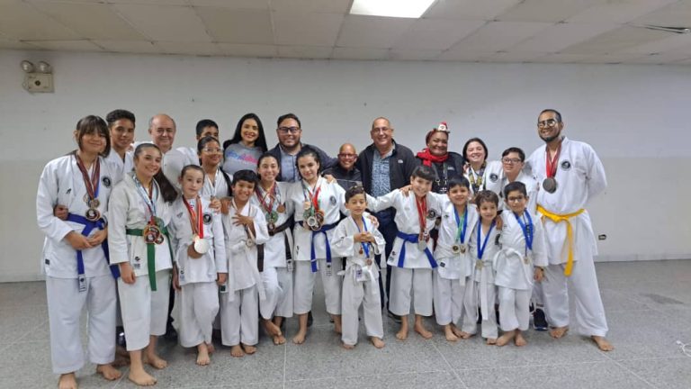 Atletas del Dojo Fundación Deportiva Natasha Butterworrh – Tamashi Miranda de Los Salias siguen triunfando