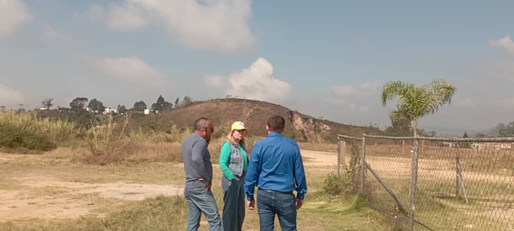 Concejales sanantoñeros hacen llamado a usuarios y vecinos a ser garantes para evitar dejar desechos sólidos en La Fragua