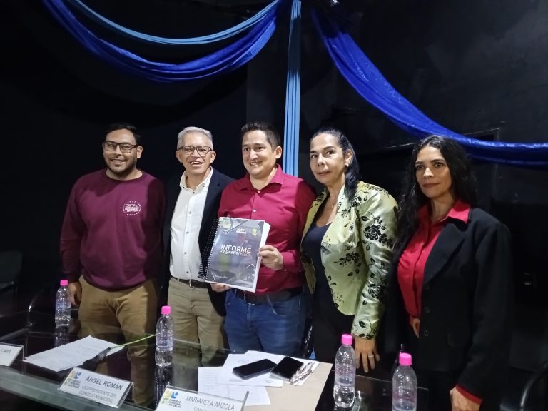 Concejales de Los Salias recibieron Informe de Gestión Anual 2023 del alcalde Josy Fernández