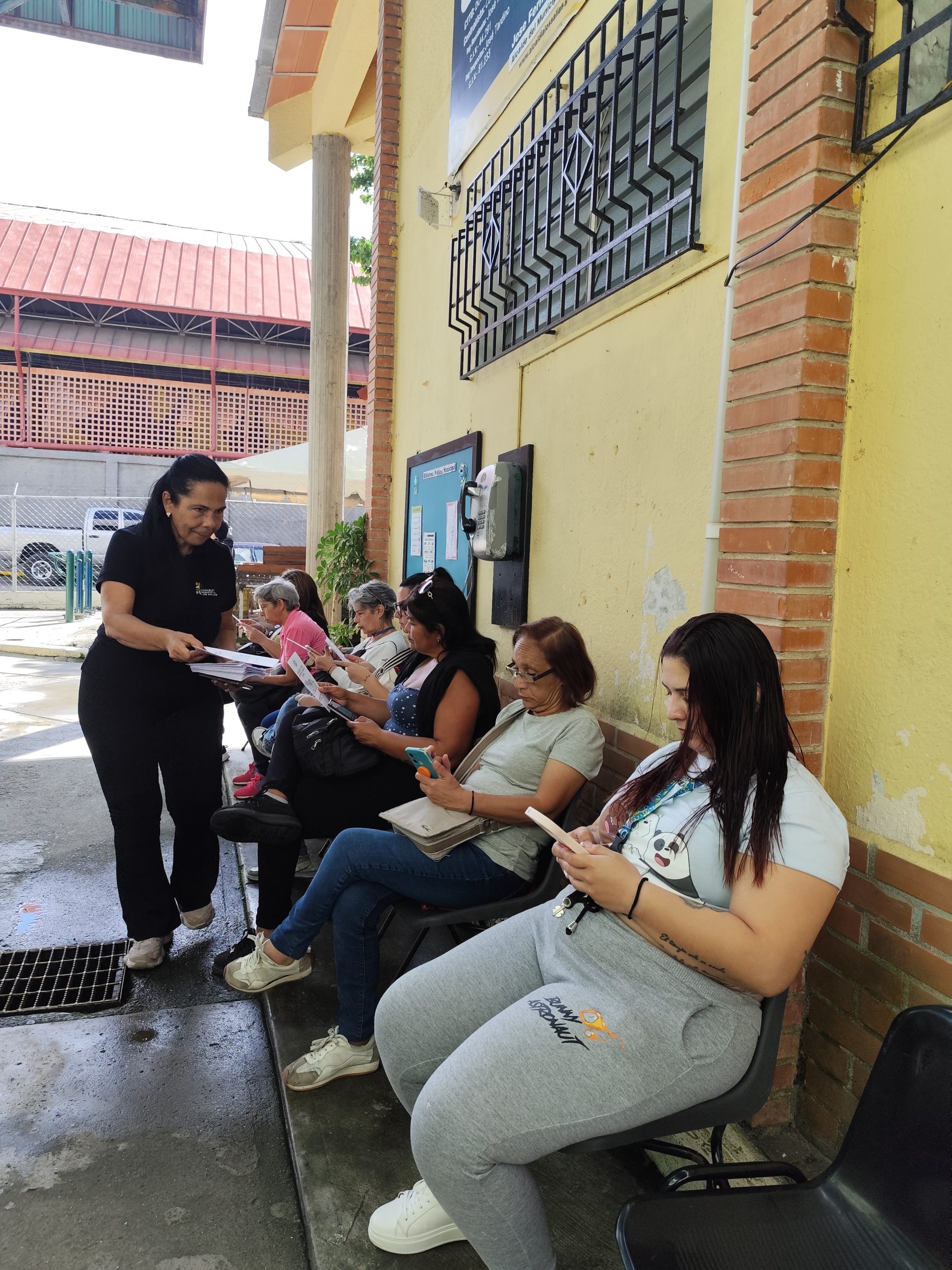 La Concejal Marianela Anzola realizó una jornada de Salud a Bajo Costo por el marco del Mes de Prevención al Cáncer de Mama