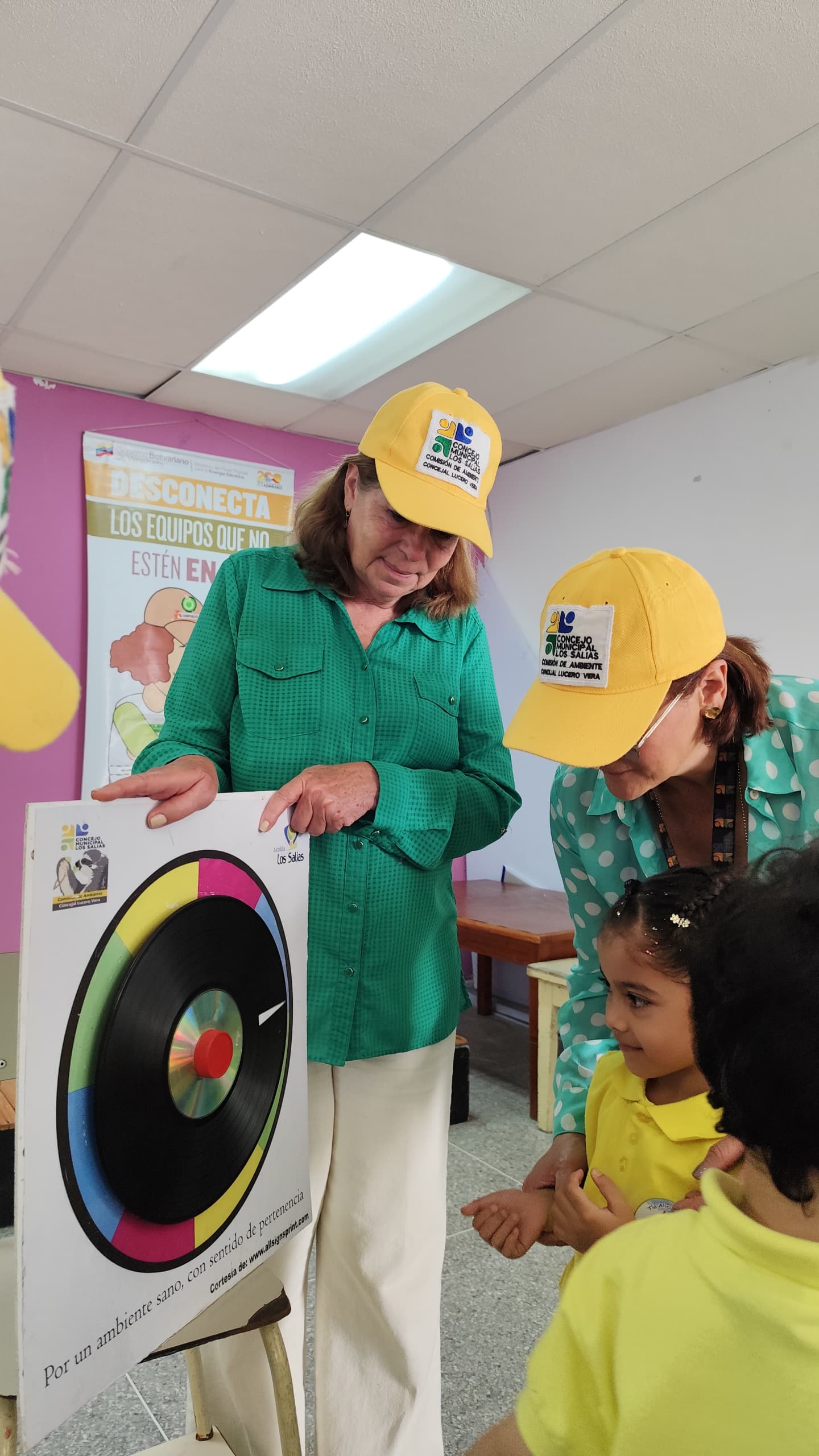 La presidenta del Concejo Municipal, la Concejal Lucero Vera y la Comisión de Ambiente realizaron actividades ecológicas en el C.E.I.M Tía Alicia Poján